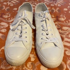 Men’s All white converse.